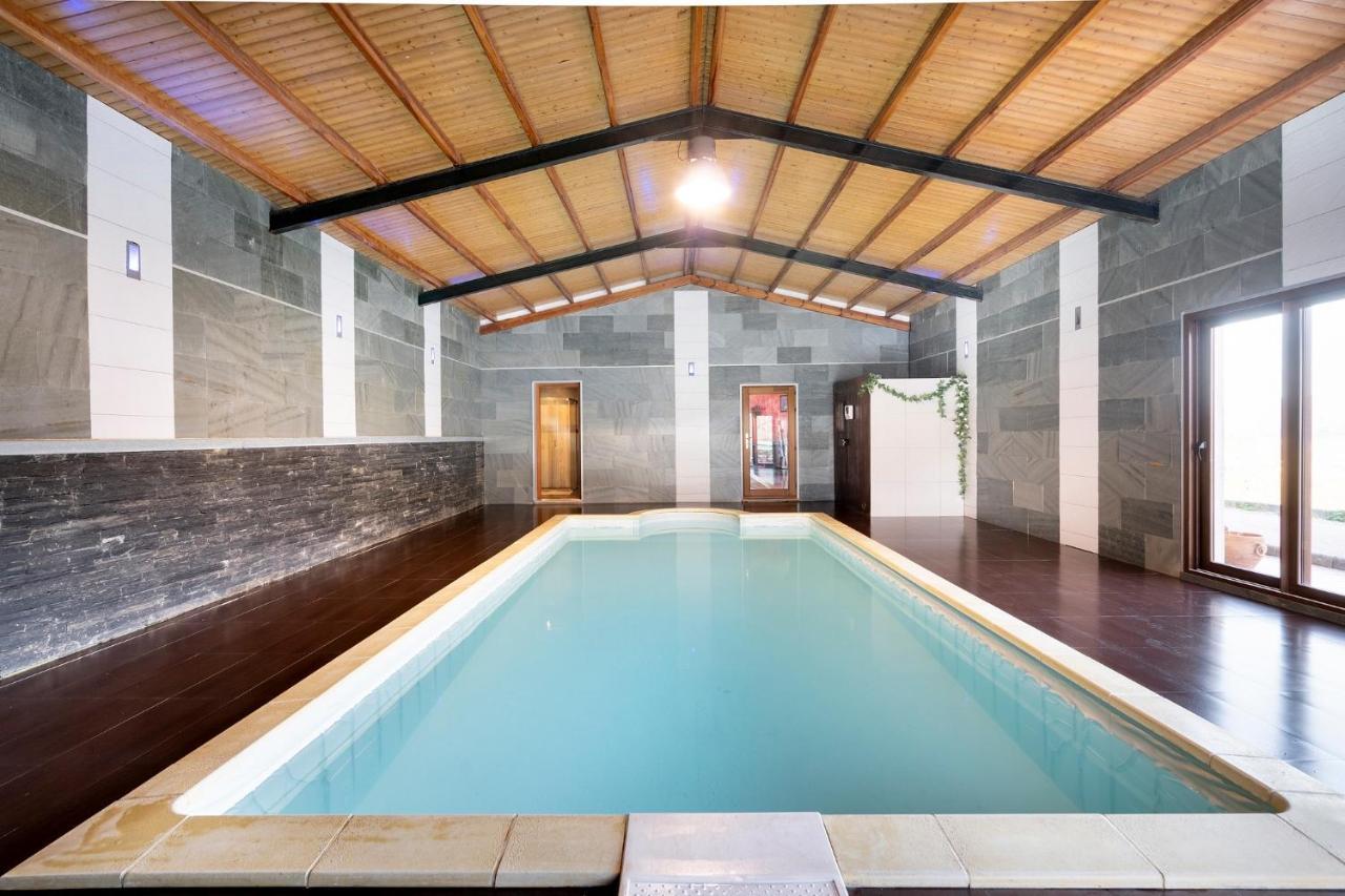 Luxury Valdeorras Villa Valdegodos Exterior photo